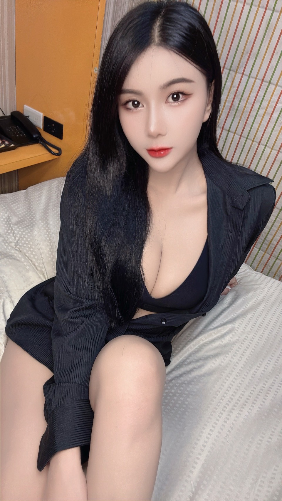台北定點茶 挖挖小白菜 援交:圖片 3